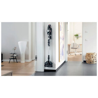 Bosch BCS711GB Unlimited 7 Cordless Stick Vacuum Cleaner in Black