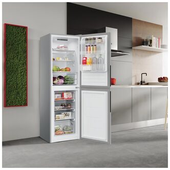 Hoover HVT3CLFCKIHS 60cm Fridge Freezer in Silver 1 82m F Rated