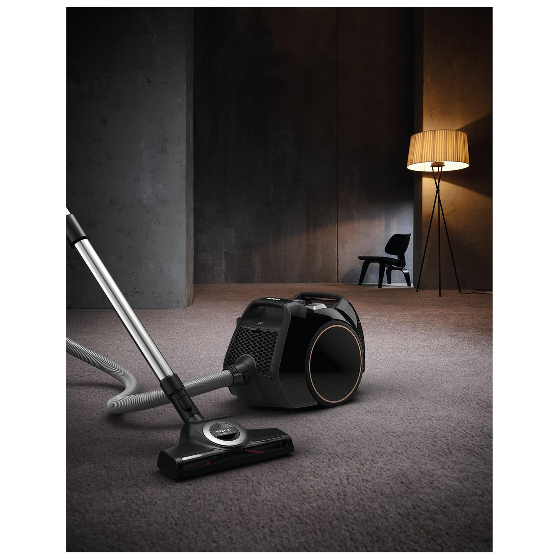 Miele BOOSTCX1CATD Boost CX1 Cat Dog Bagless Cylinder Vacuum in Black, photo 2