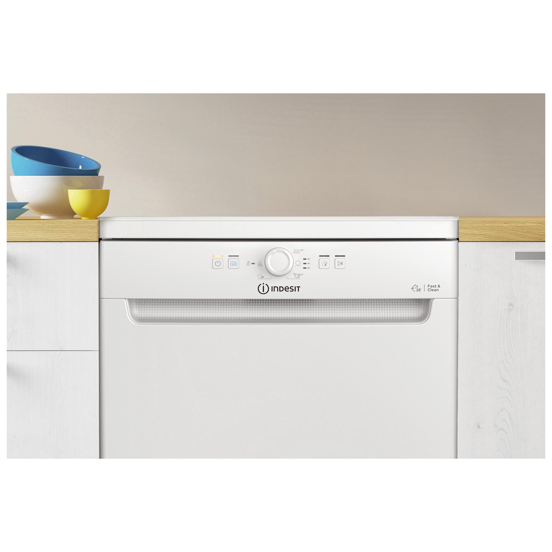 Indesit D2FHK26 60cm Dishwasher in White 14 Place Setting E Rated, photo 4