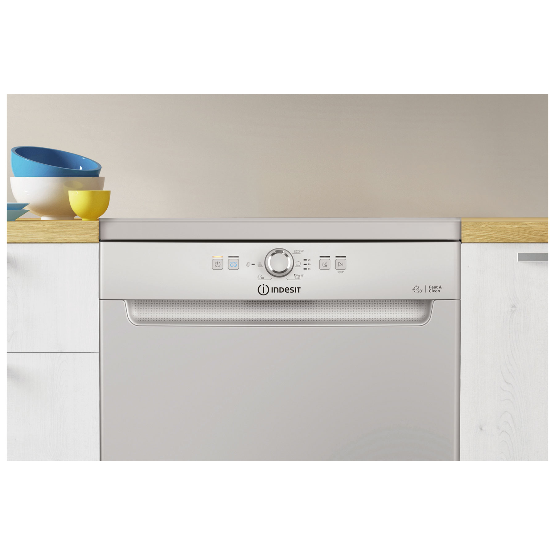 Indesit D2FHK26S 60cm Dishwasher in Silver 14 Place Setting E Rated, photo 4