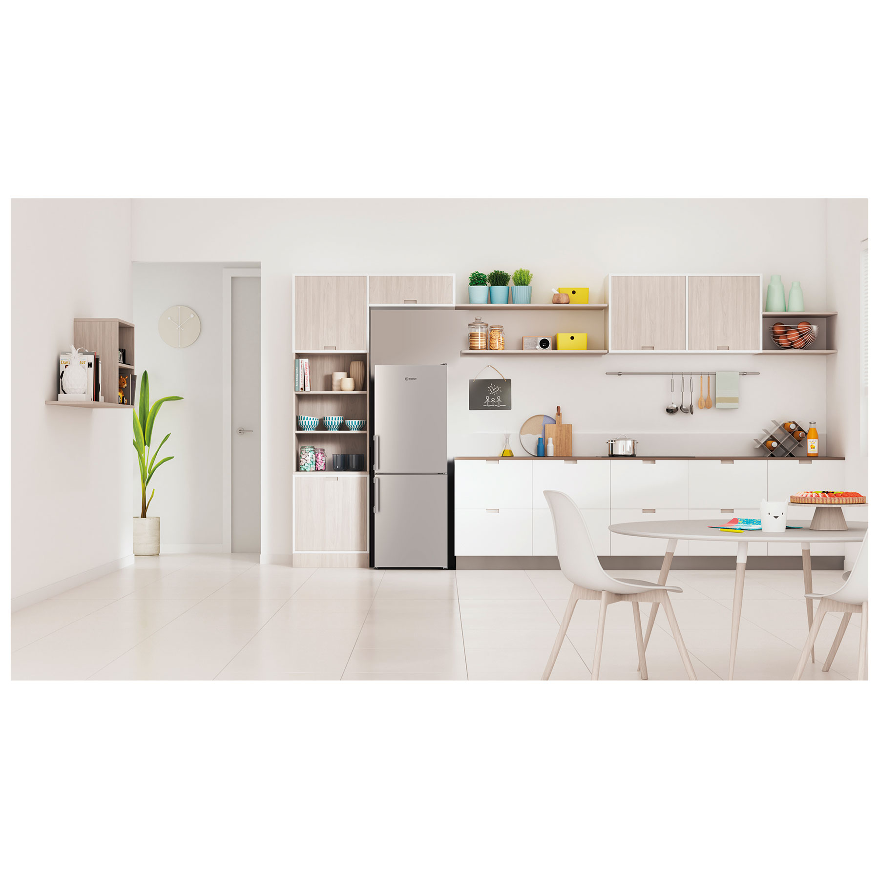 Indesit IB55532S 153cm High 50 50 Fridge Freezer in Silver 54cm Wide, photo 5