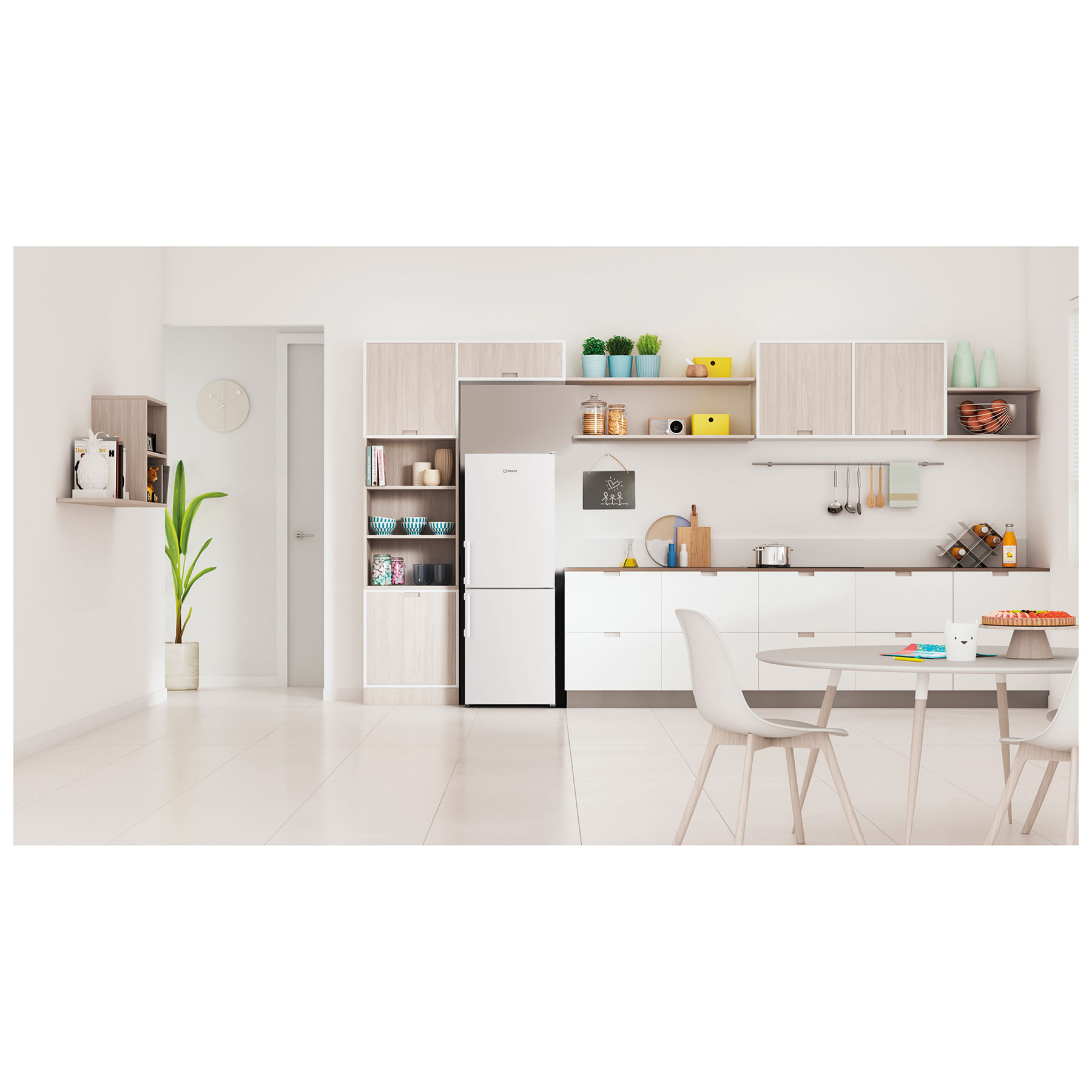 Indesit IB55532W 153cm High 50 50 Fridge Freezer in White 54cm Wide, photo 5