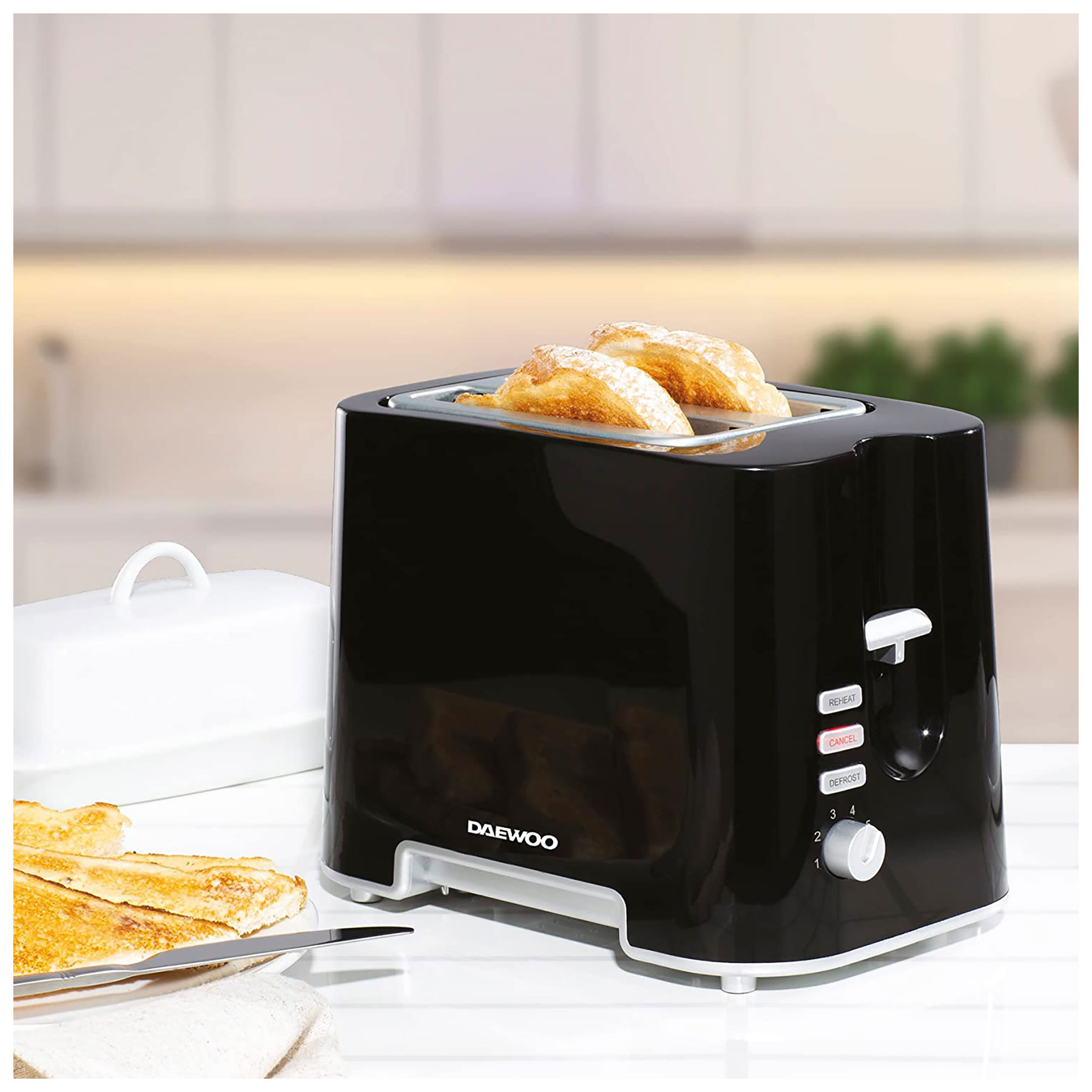 Daewoo SDA1687GE 2 Slice Plastic Toaster Black With Chrome Band, photo 3