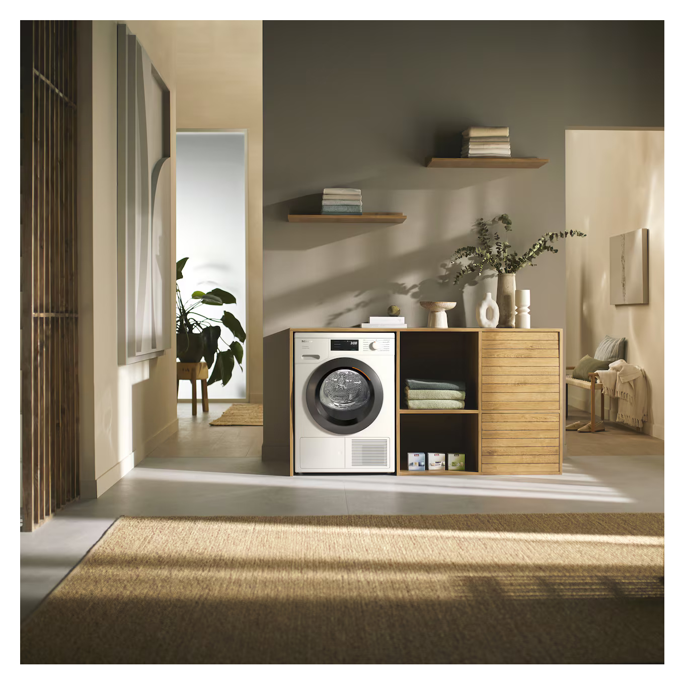 Miele TEC645WP 8kg Heat Pump Condenser Dryer in Lotus White A Rated, photo 4