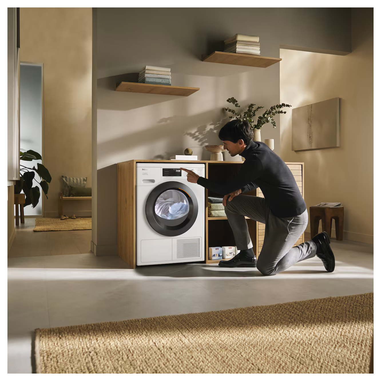 Miele TEC645WP 8kg Heat Pump Condenser Dryer in Lotus White A Rated, photo 5