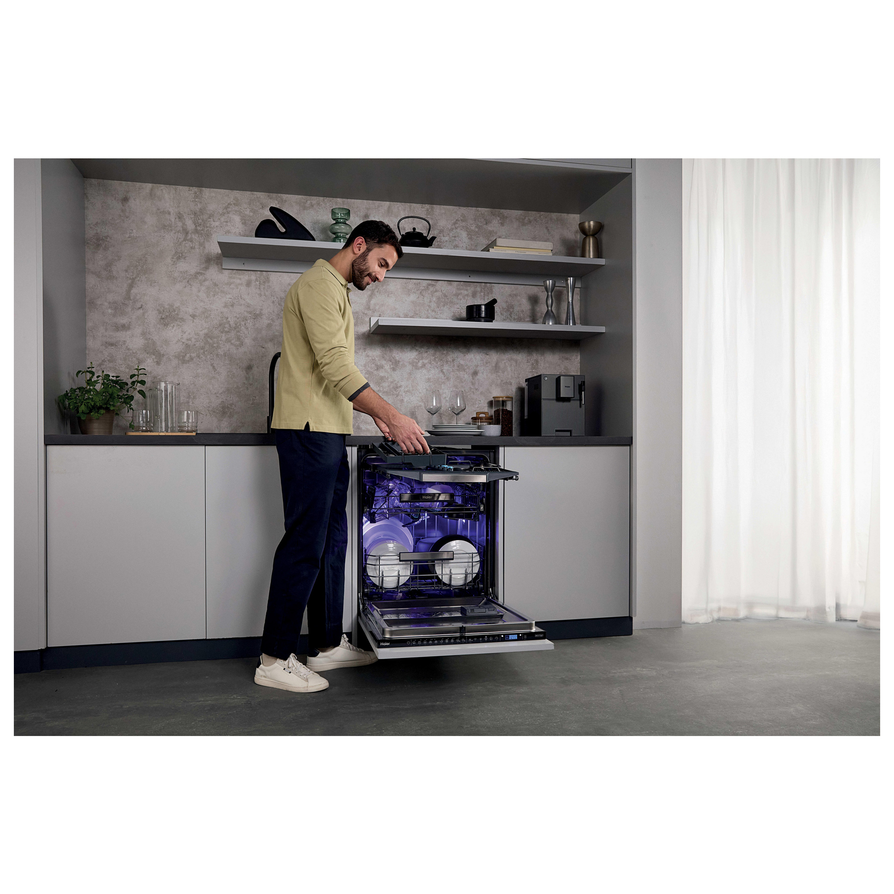 Haier XS 4A4M4BB-80 I-Pro Shine Series 6 Integrated Dishwasher 14 Place Settings, photo 2